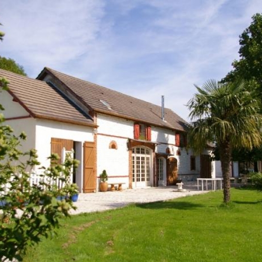  DU COTE IMMO : House | PAU (64000) | 500 m2 | 450 000 € 